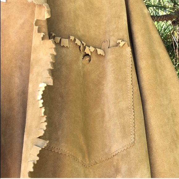 💫 Suede Fringe Jacket💫 - Picture 5 of 6